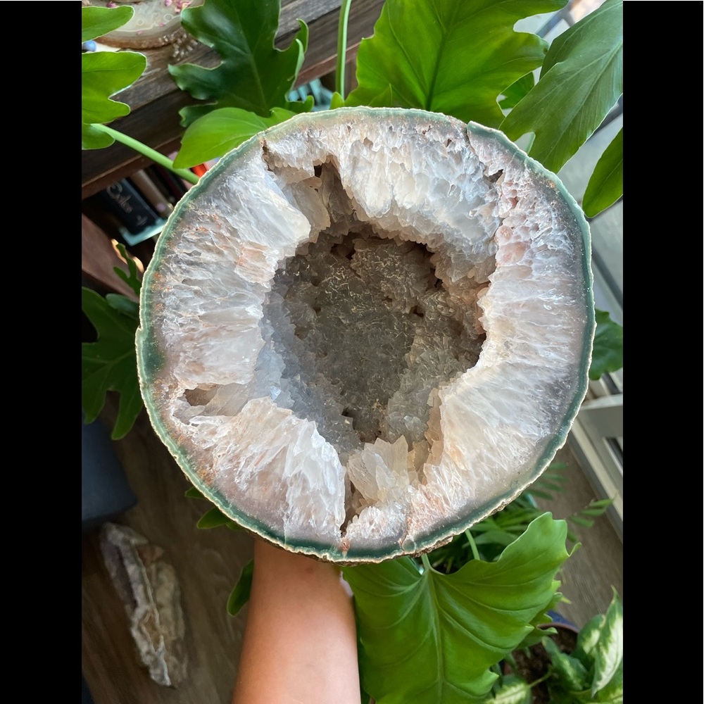 Agate Geode from Brazil - Picture 4 of 10